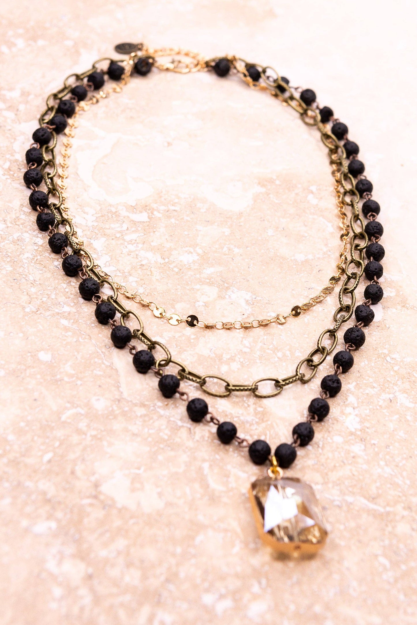 Hannah Necklace in Tri-color