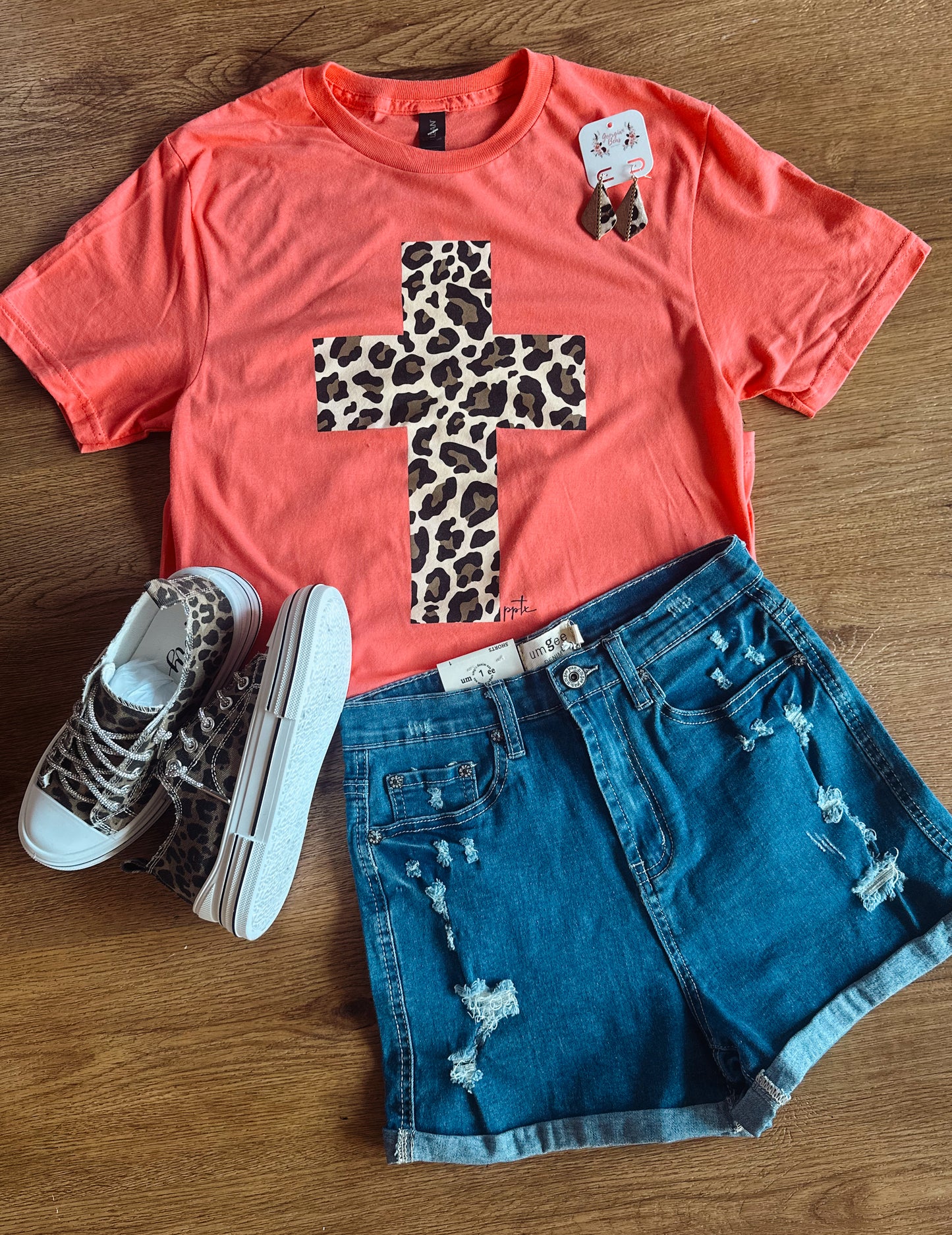 Peach Cheetah Cross Tee