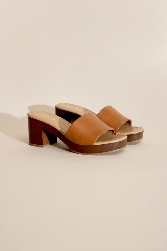 SLIDE MULE HEELS