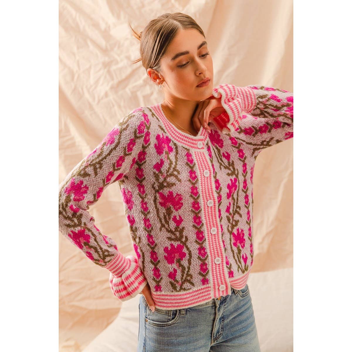 FLORAL INTARSIA BUTTON UP SWEATER CARDIGAN: LT BLUE / M