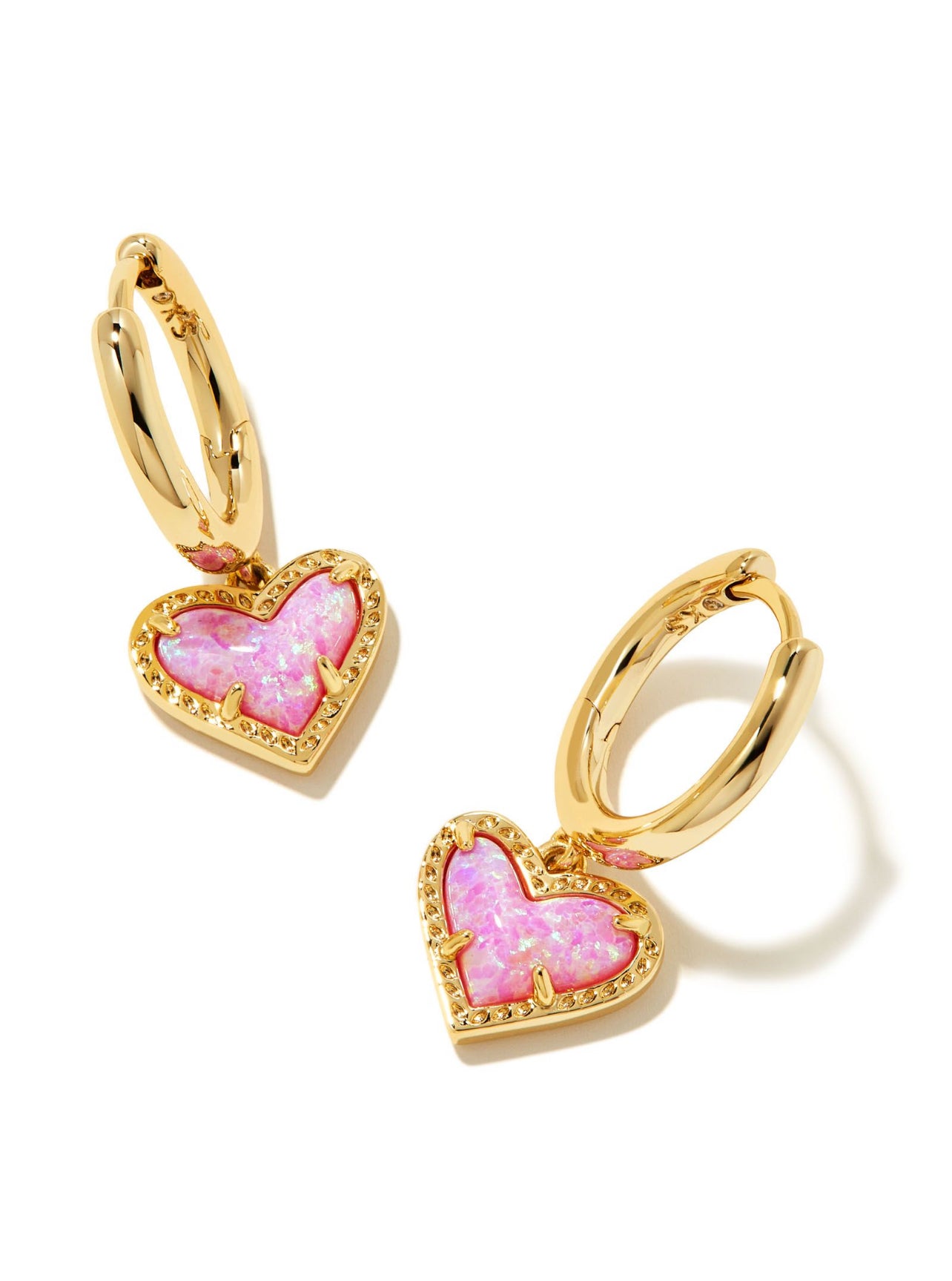 Ari Heart Huggie Earrings Gold