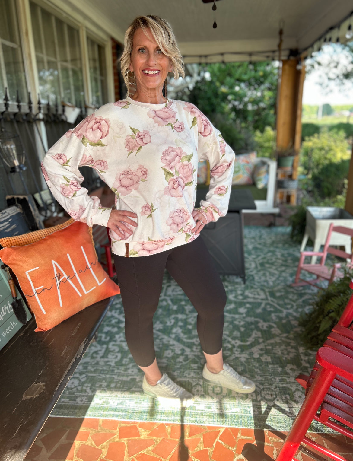 Ampersand University Pullover - Rosey