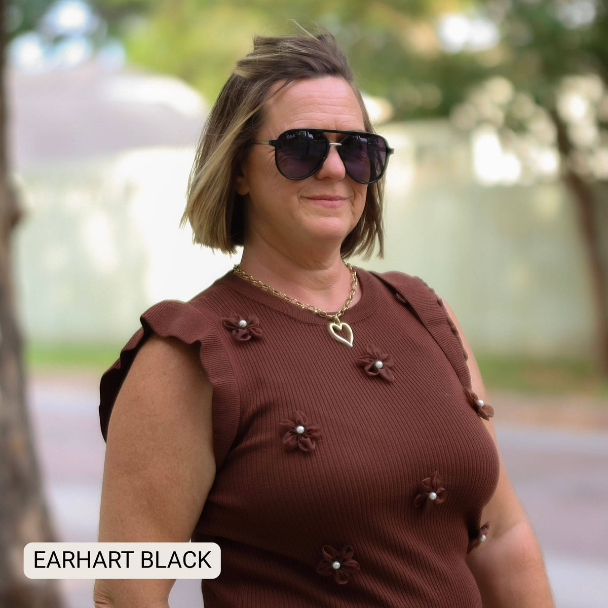 Earhart Womenโs Aviator Polarized Sunglasses in Black