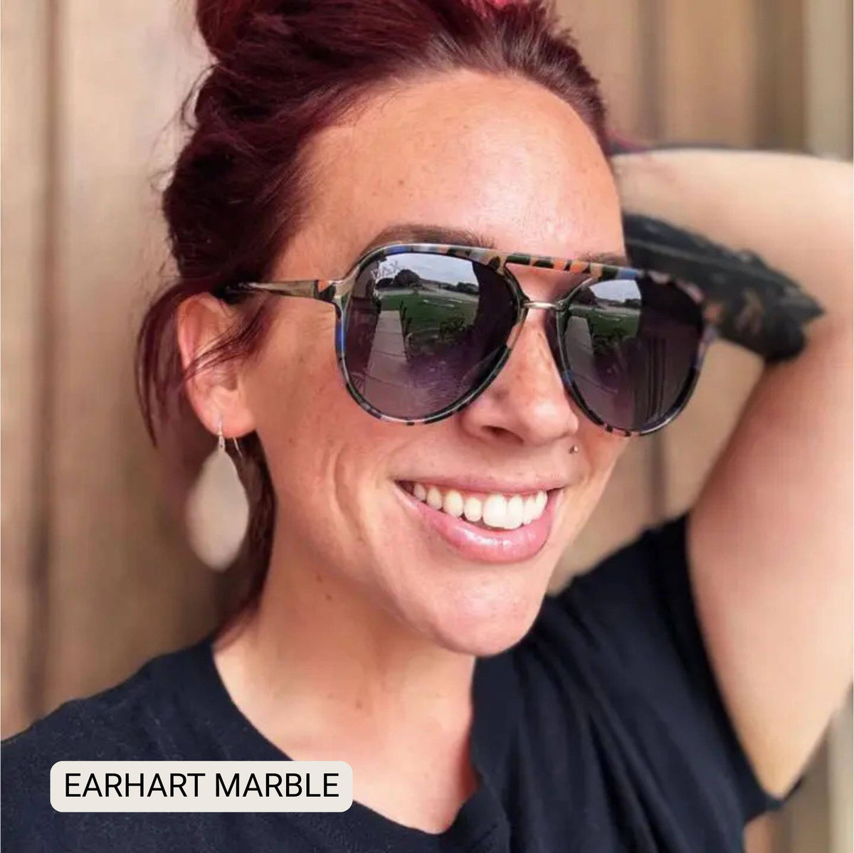 Earhart Womenโs Aviator Polarized Sunglasses in Marble