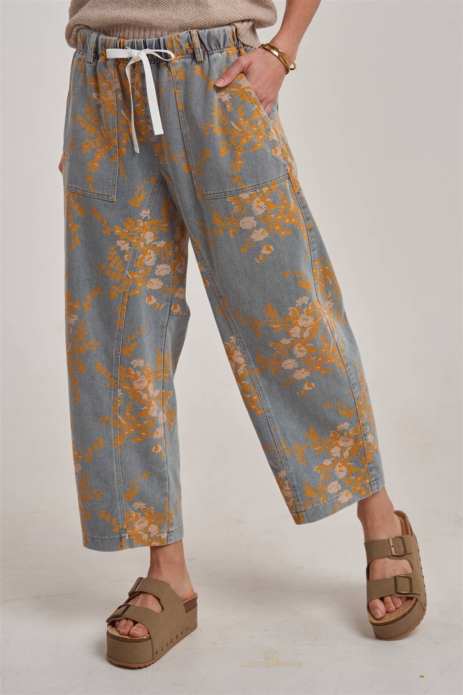 Mid Rise Relaxed Casual Fit Floral Denim