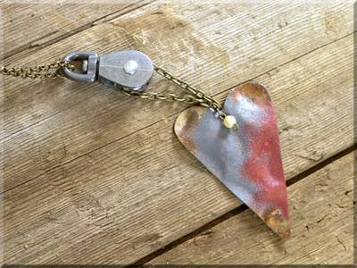 Pulley Rustic Prim Heart Necklace