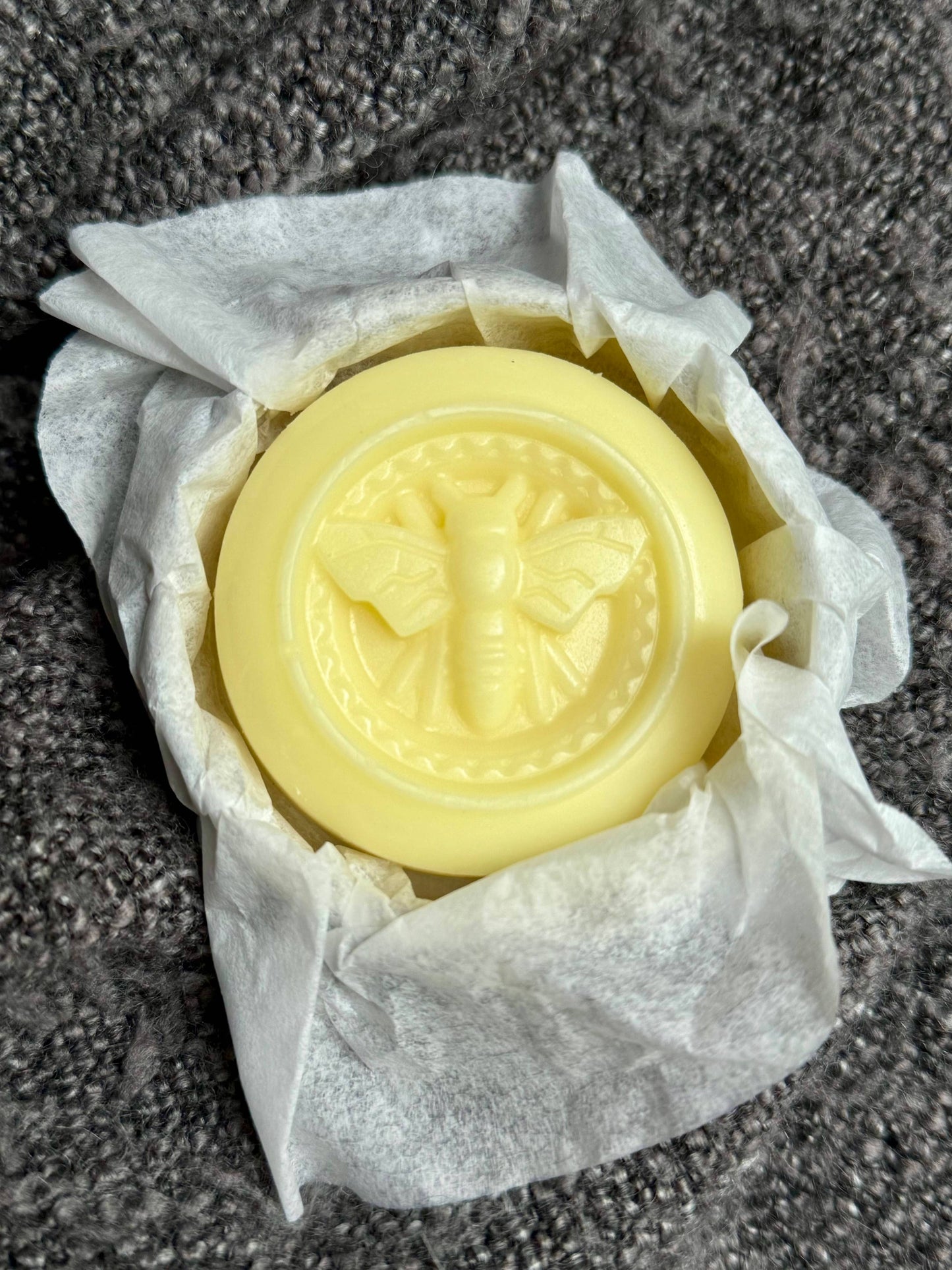 Solid Beeswax Lotion Bar – Dream