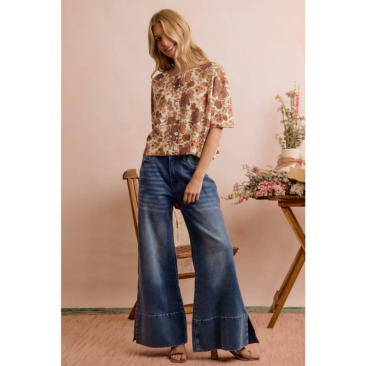 WIDE LEG FLARE WASHED DENIM JEANS WITH SIDE SEAM: DENIM / S