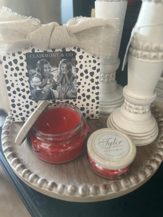 Prestige Candle 11 oz - Frosted Pomegranate