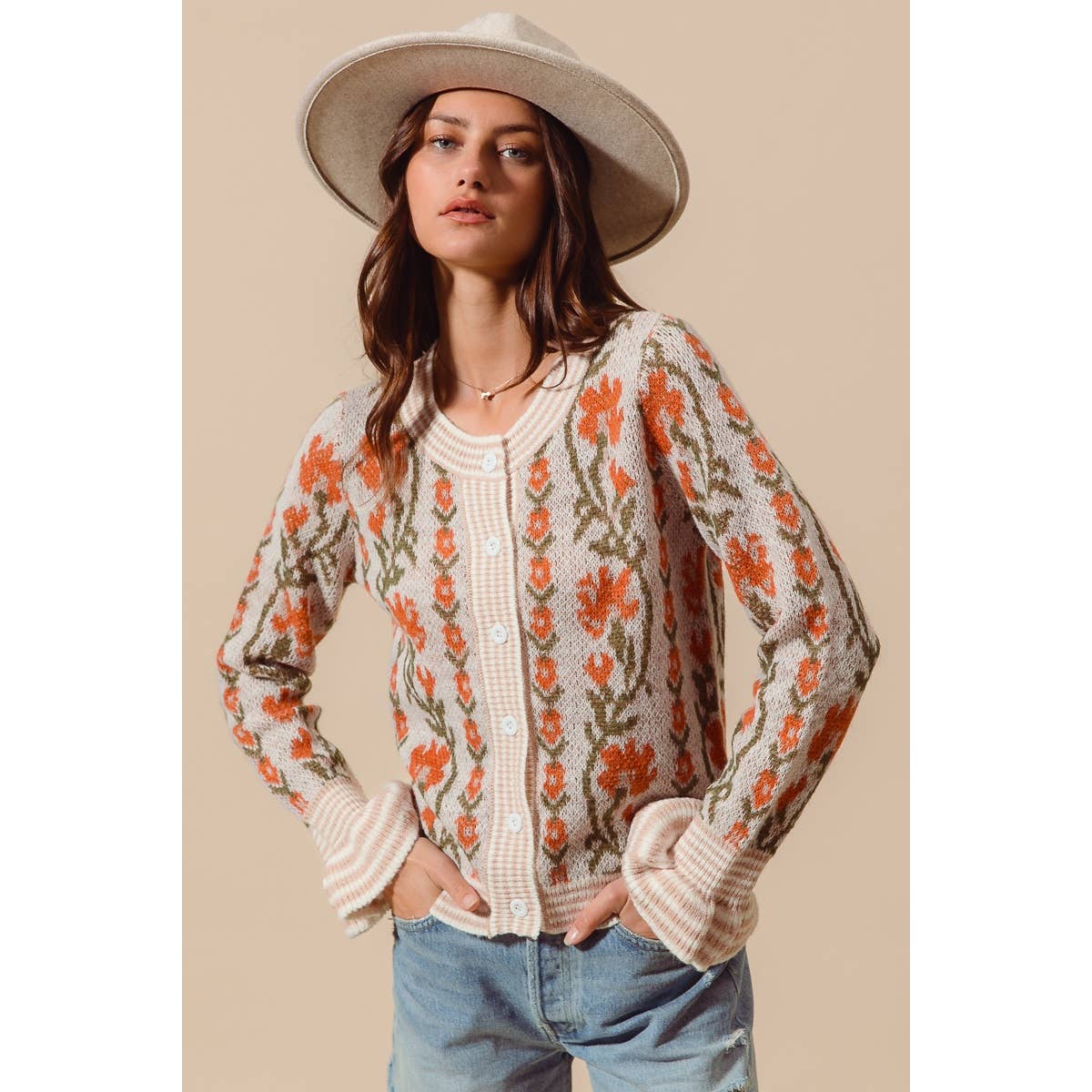 FLORAL INTARSIA BUTTON UP SWEATER CARDIGAN: OATMEAL / S