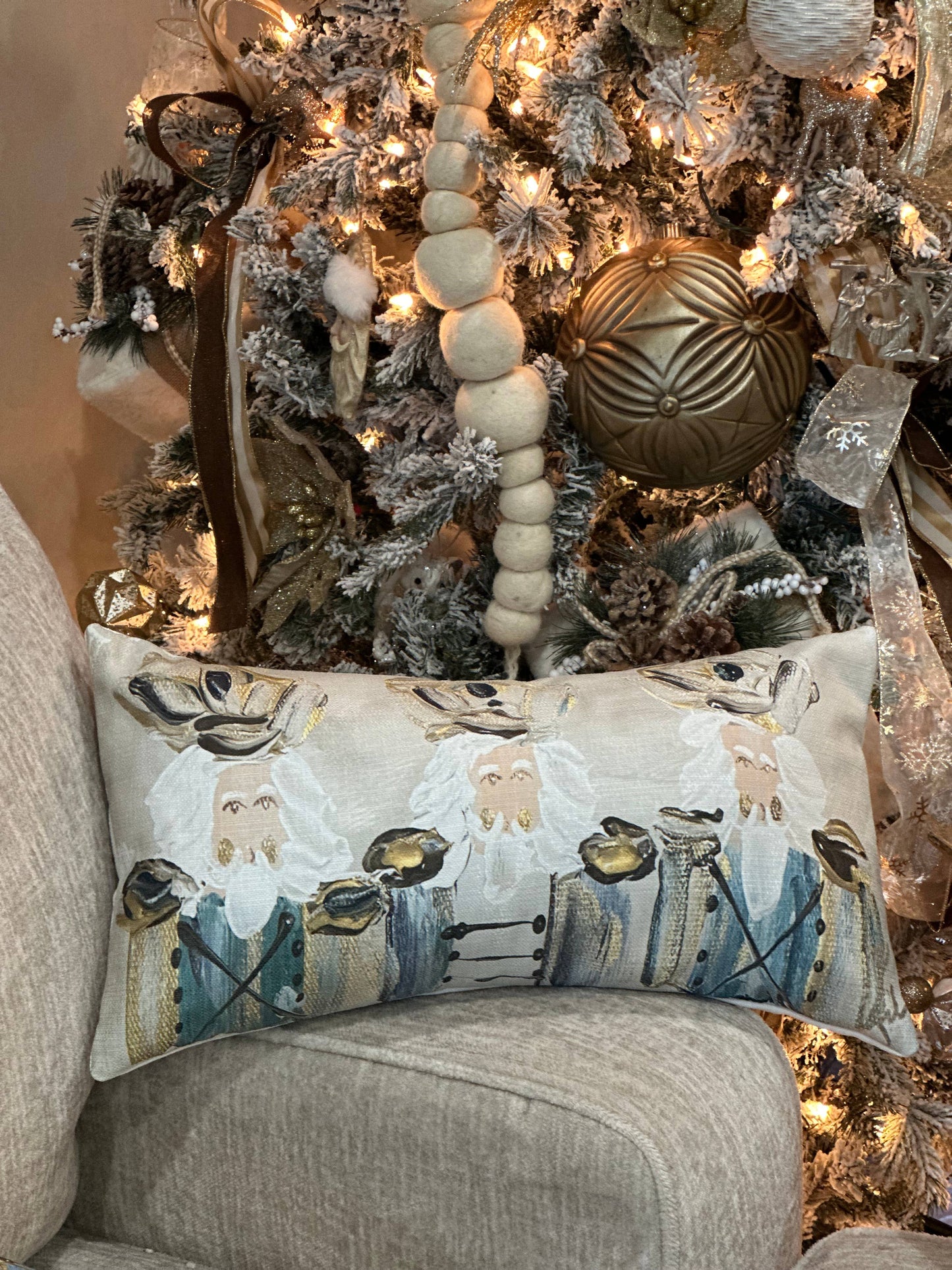 New Nutcracker Lumbar