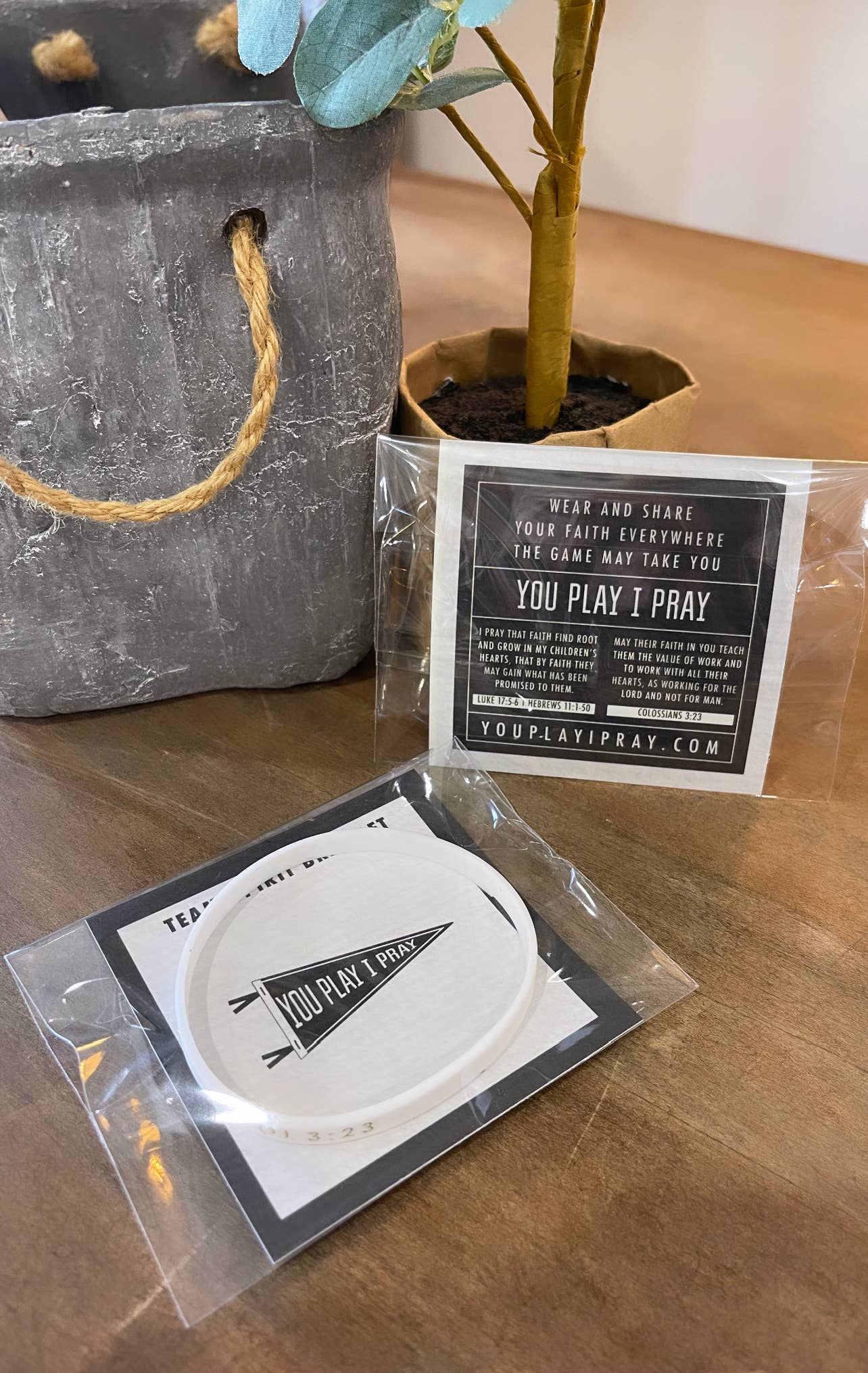  White Team Spirit Bracelets Youth