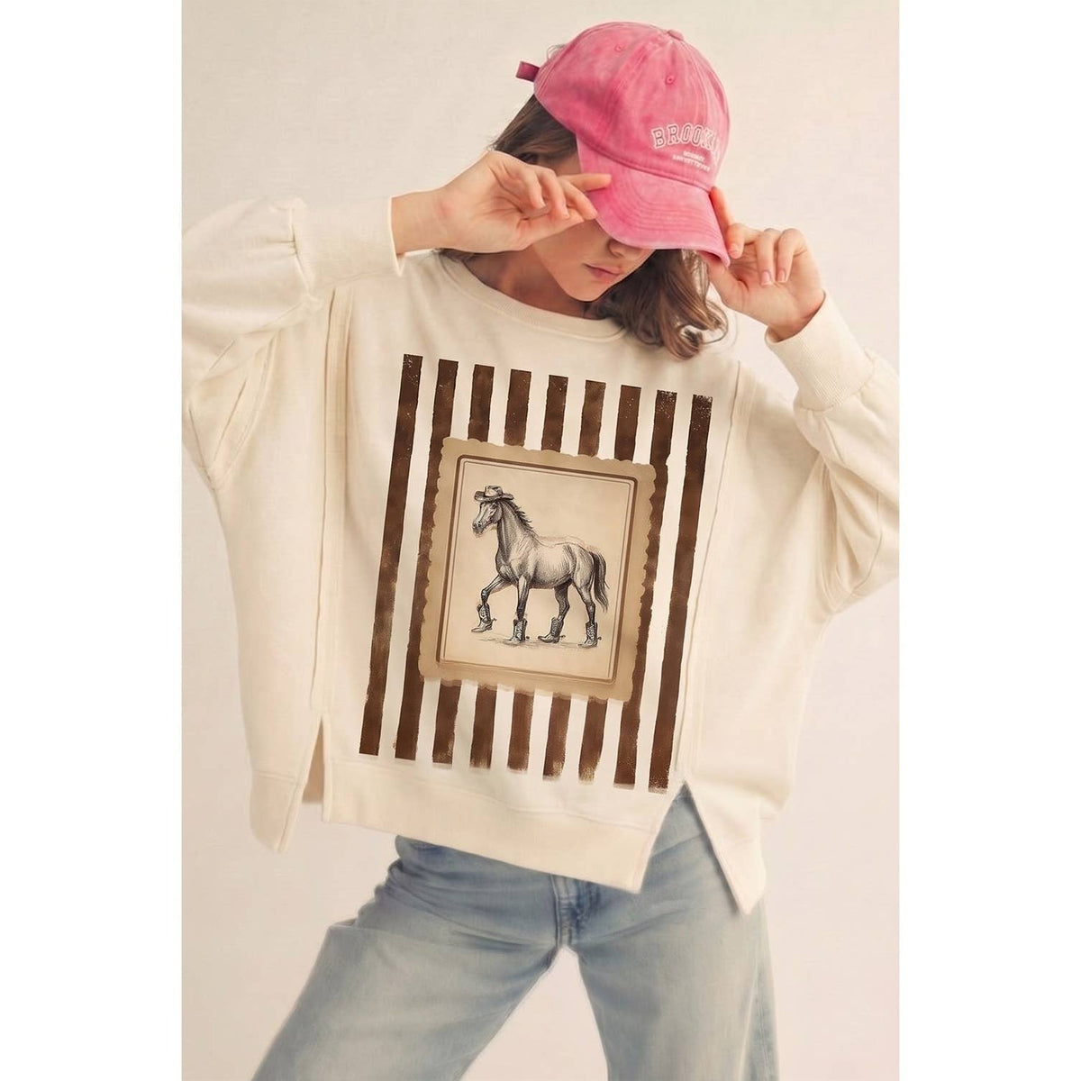 Vintage Rodeo Horse Graphic Relaxed Sweatshirt: IVORY / S-M-L-XL(2-2-2-1)