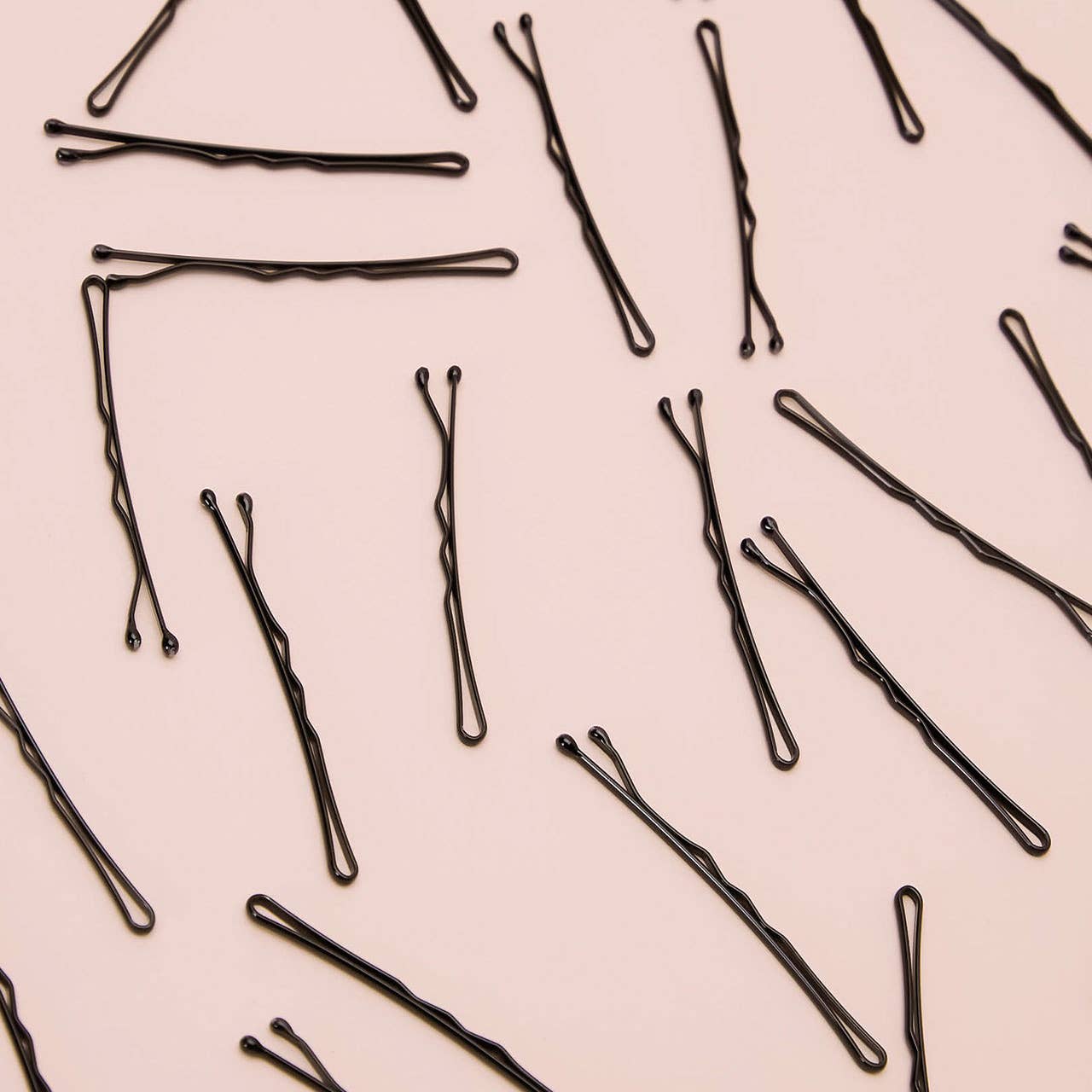 Essential Bobby Pins Pack - Black