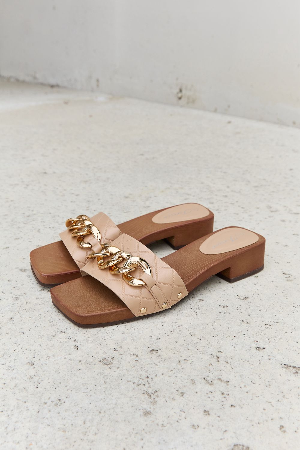 Forever Link Square Toe Chain Detail Clog Sandal in Tan